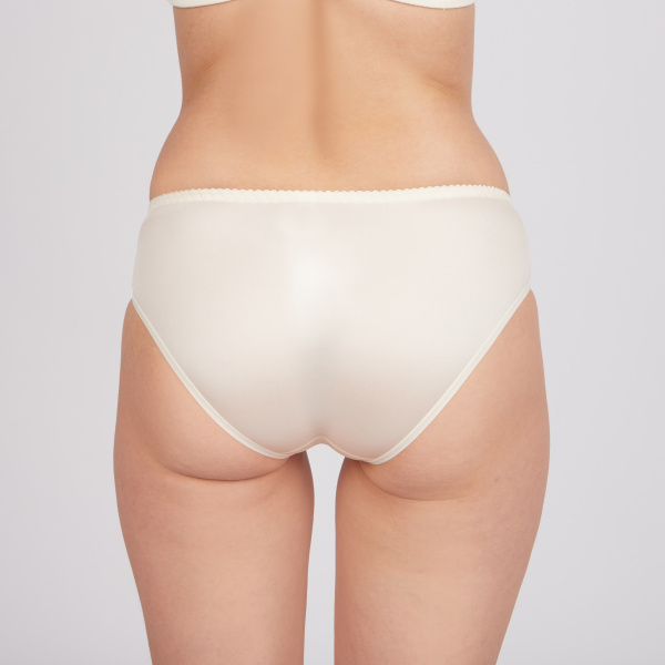 269000 Трусы женские (Белый, 106 тр.)