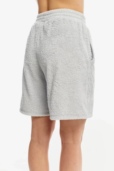 9465 Шорты женские